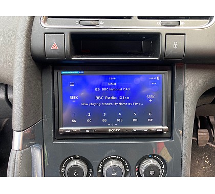 Peugeot 3008 2015 fitted with Sony XAV-AX 3250 Multimedia ...